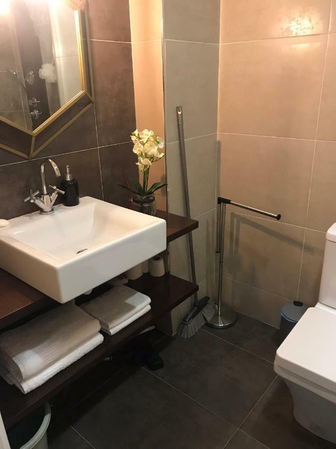 Prestige Apartment อามารังติ ภายนอก รูปภาพ