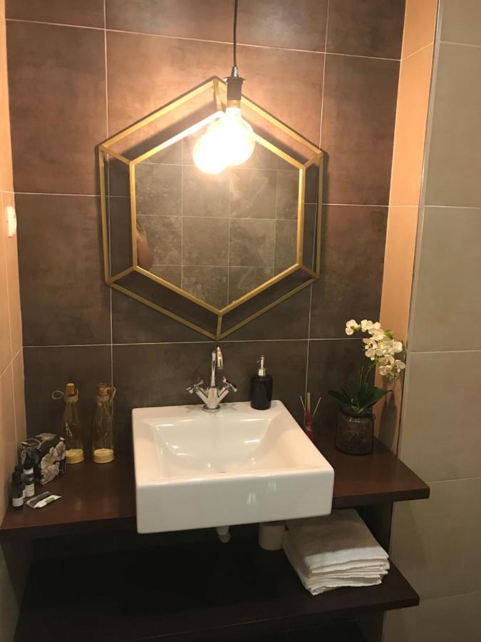 Prestige Apartment อามารังติ ภายนอก รูปภาพ